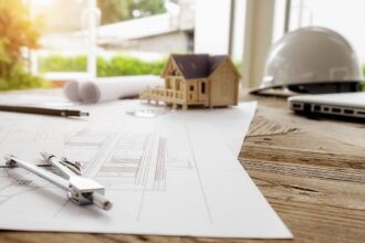 Evite prejuízos! Veja os 10 erros caros em reformas residenciais e descubra como economizar tempo, dinheiro e evitar retrabalho.