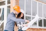 Descubra se reforma ou construção nova compensa mais financeiramente, com comparação de custos, vantagens e exemplos reais.